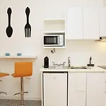 Apartment Alfama Yellow House Lisbon