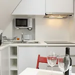 Apartment Alfama Yellow House *
