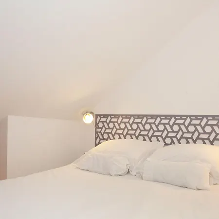 Apartment Alfama Yellow House