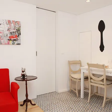 Alfama Yellow House アパート リスボン