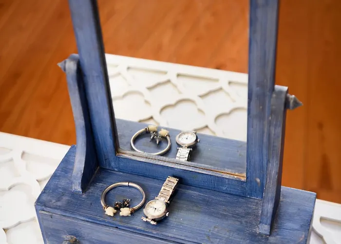 Alfama Yellow House Lisbon