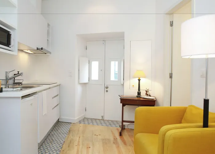 Alfama Yellow House Apartment Lisbon