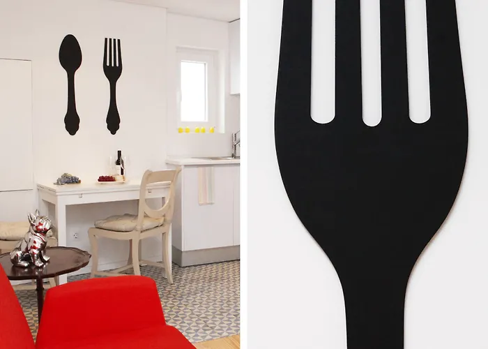 Alfama Yellow House Apartment