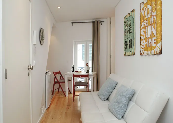 Alfama Yellow House *