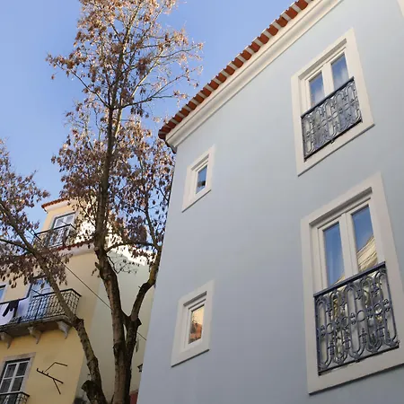 Alfama Yellow House Lägenhet